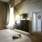 Crossing Condotti 4* Rom