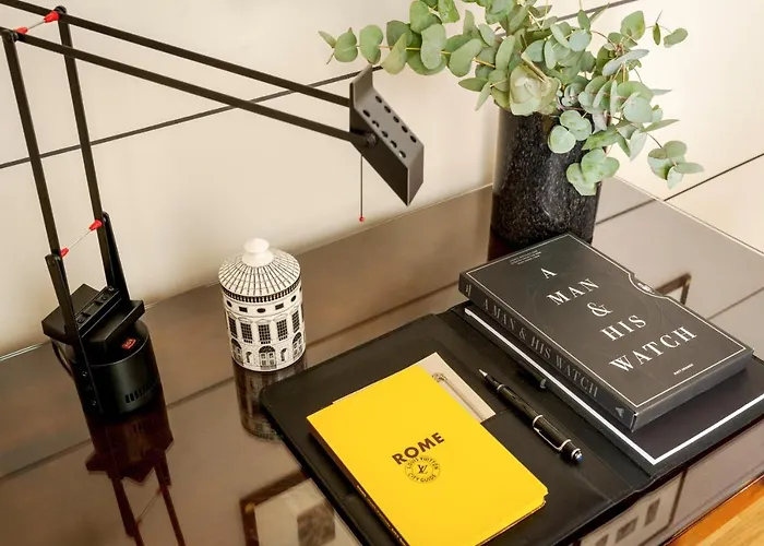 Crossing Condotti 4*