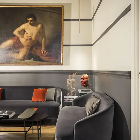 Crossing Condotti Pensión Roma