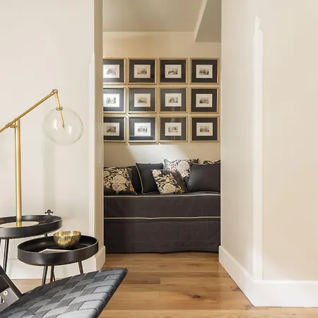 Vendégház Crossing Condotti 4*