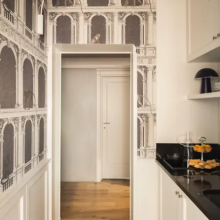 Crossing Condotti Vendégház Róma