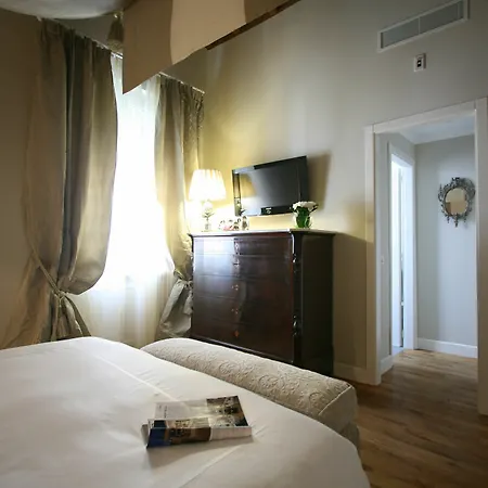 Crossing Condotti 4* Ρώμη