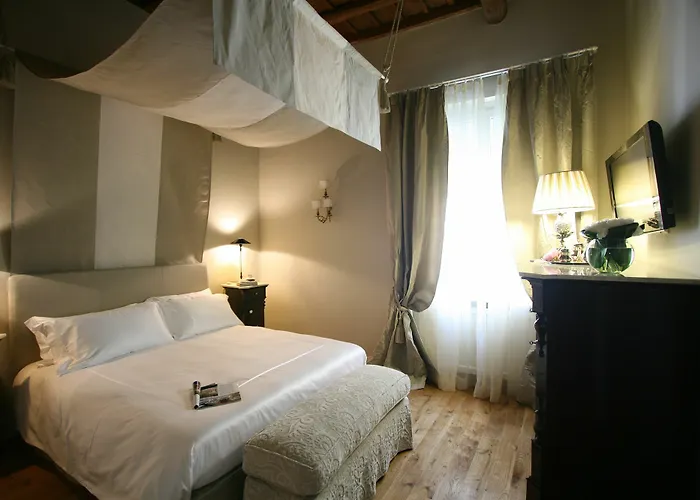 Crossing Condotti Rzym